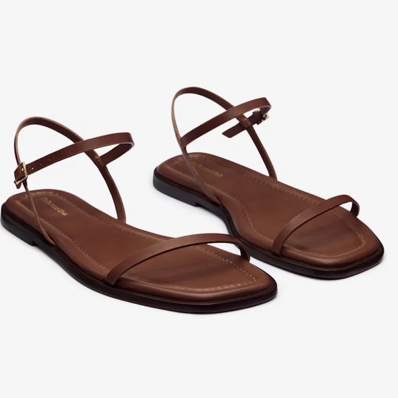 Reformation Lake Flat Sandal - Picture 1 of 7